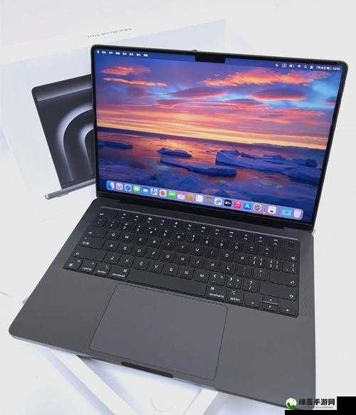 1819 岁 MacBook Pro 高清版本-带你领略极致科技魅力