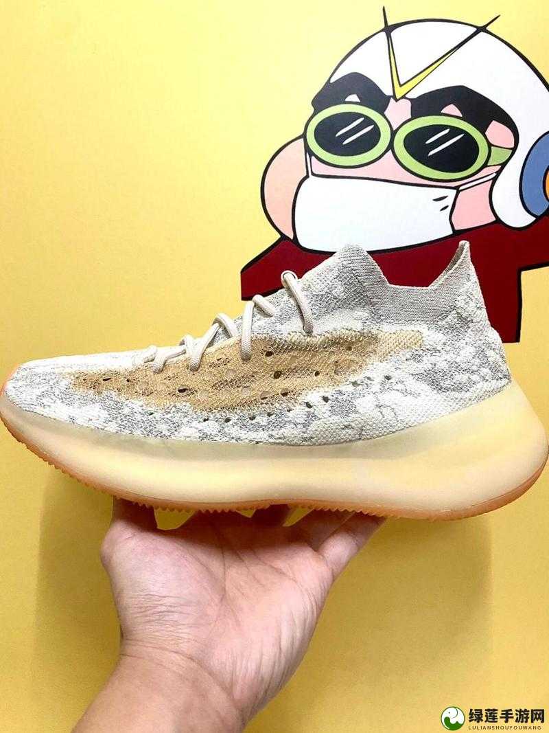 Yeezy 380 蜜桃粉与白色：梦幻交织的时尚之选